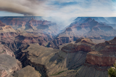 Incêndio florestal avança no Grand Canyon e destrói monumento histórico dos EUA