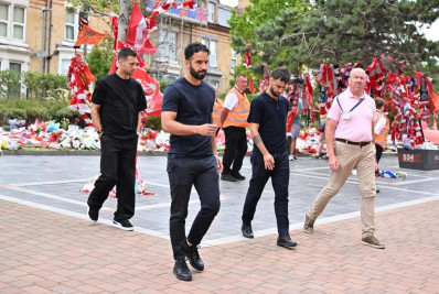 Portugueses do Manchester United homenageiam Diogo Jota e André Silva