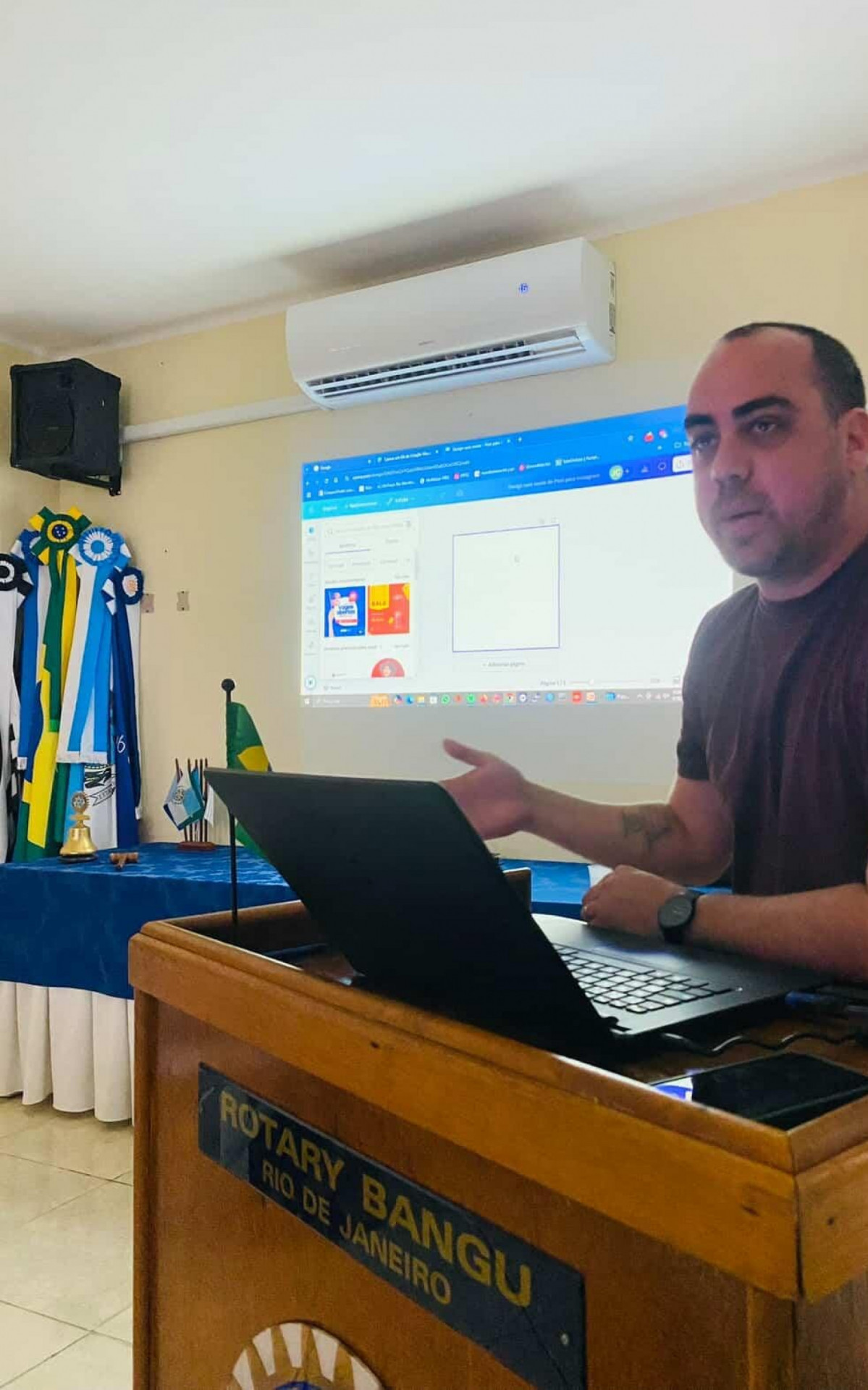 Dono de uma ag&ecirc;ncia de marketing digital, Julio Camacho n&atilde;o tira f&eacute;rias desde 2016 - Arquivo pessoal