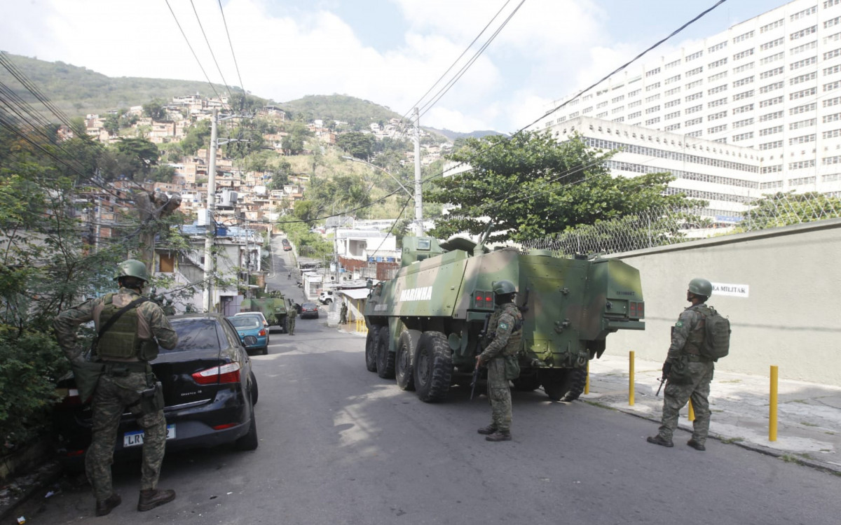 Operação aconteceu no entorno do Hospital Naval Marcílio Dias