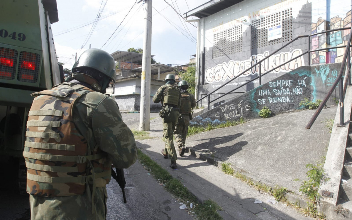 A mobilização aconteceu até um limite máximo de 1.320 metros do perímetro do Hospital Marcílio Dias