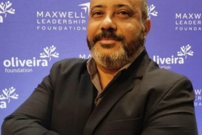 Casa dos Azulejos em São Pedro da Aldeia recebe lançamento do livro 