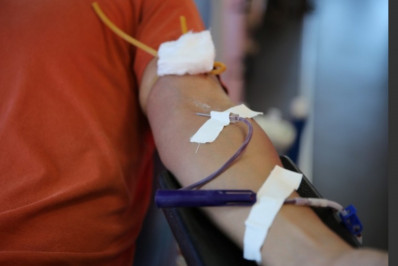 Unidade móvel de hemocentro volta a buscar doações no centro de SJB