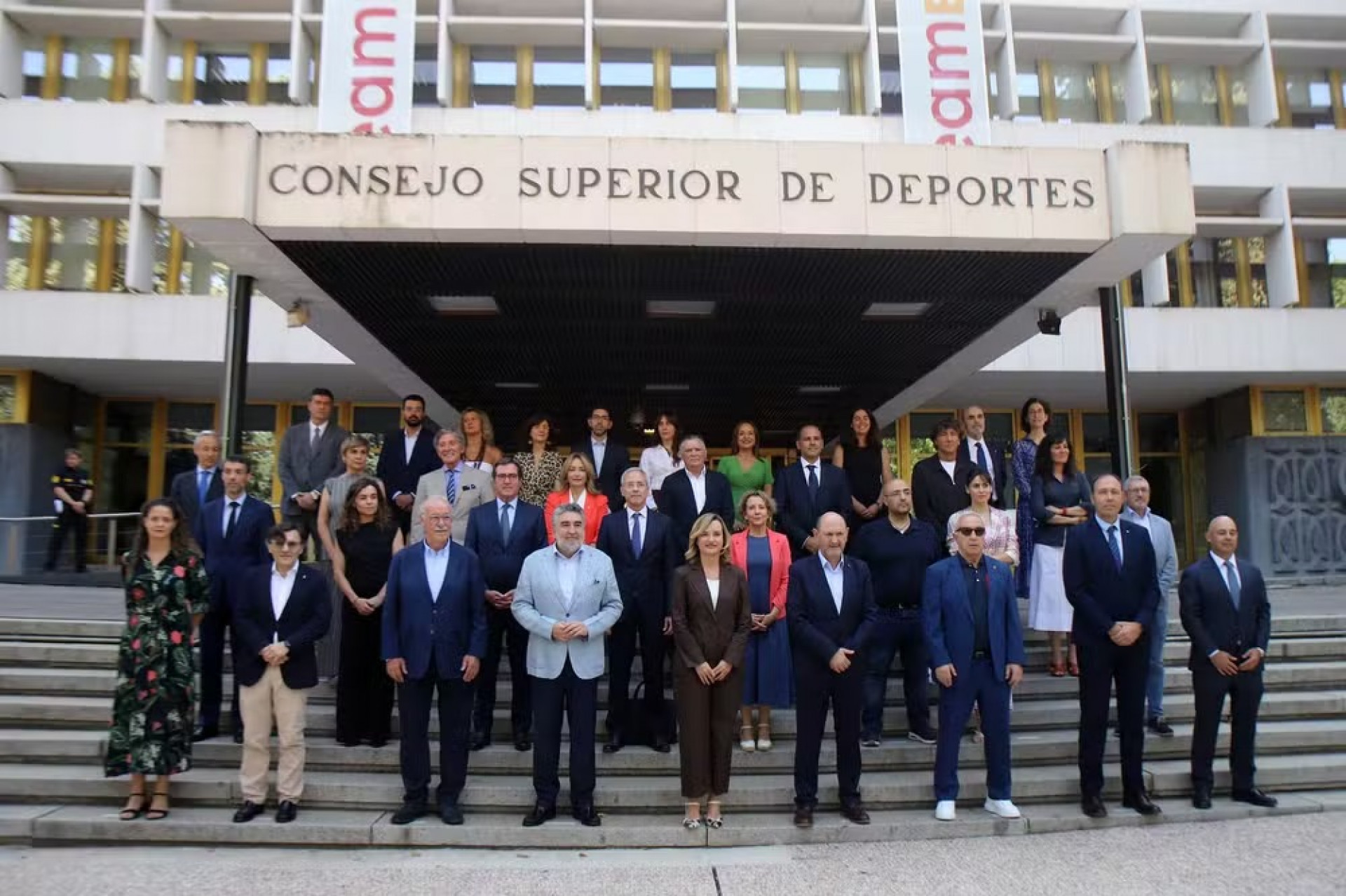 Xavi, Casillas, Iniesta e Villa farão parte da organização da Copa do Mundo de 2030