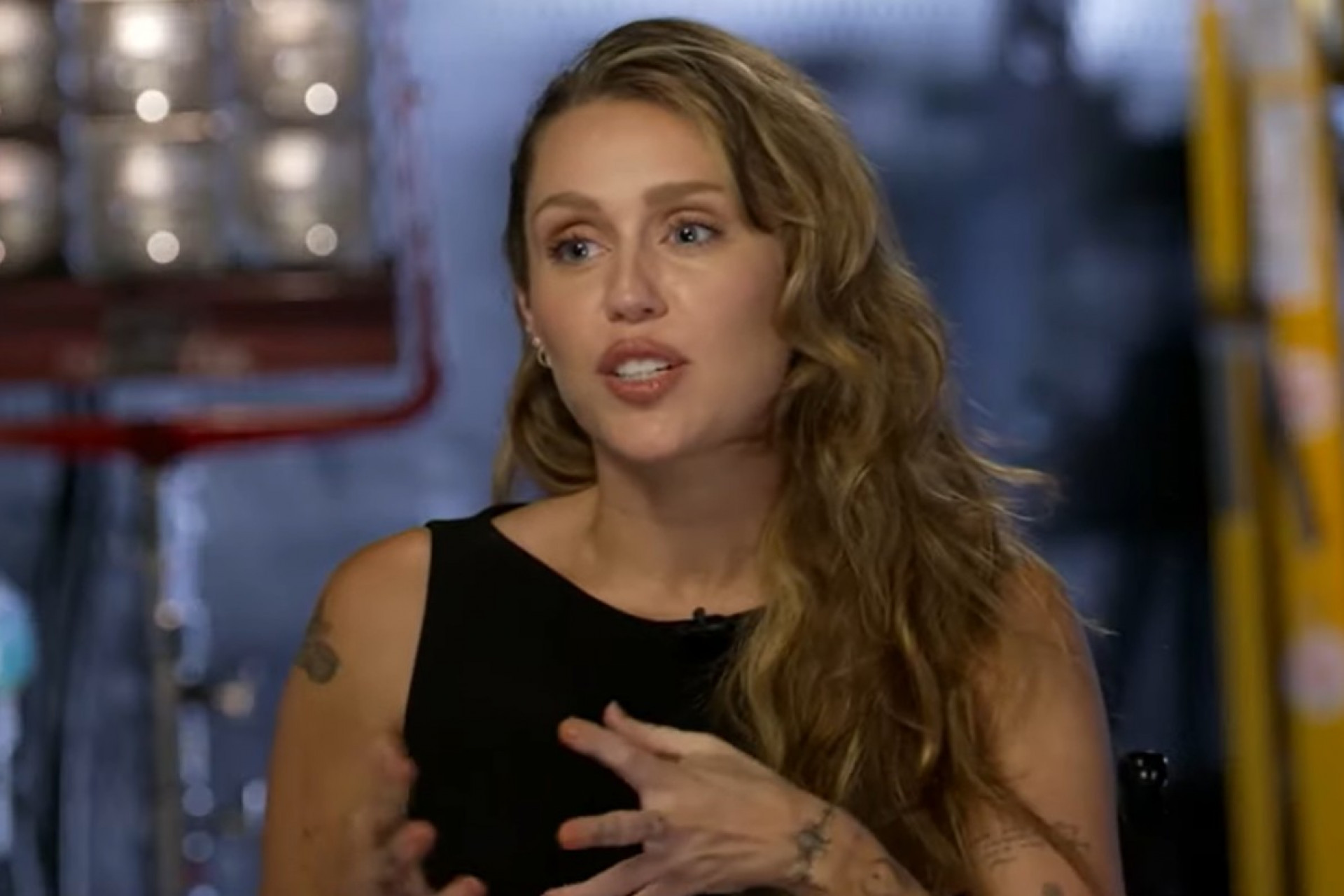 Miley Cyrus abre o coração sobre motivo para não entrar em turnê - Reprodução / YouTube / Good Morning America