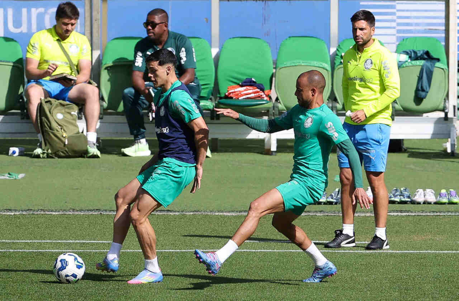 Palmeiras x Mirassol: onde assistir, escalações e arbitragem