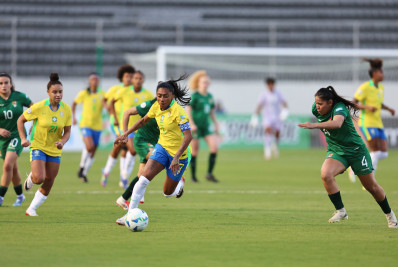 Kerolin faz três, e Brasil atropela a Bolívia pela Copa América feminina