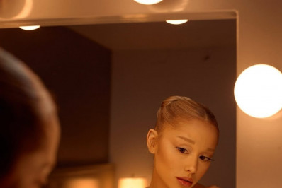 Turnê? Ariana Grande promete anúncio em teaser misterioso