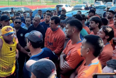 Torcedores ameaçam jogadores do Sport: ‘Todo mundo aqui tem antecedente criminal’; veja