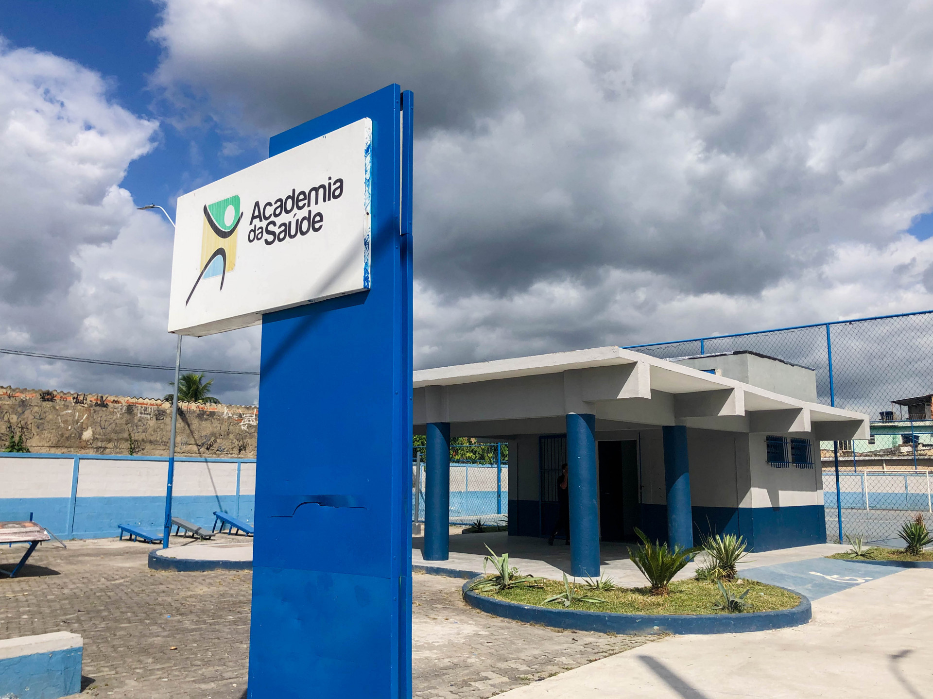 Espalhadas por cinco bairros do município, iniciativa oferece opções gratuitas de exercícios - Reprodução/ PMM