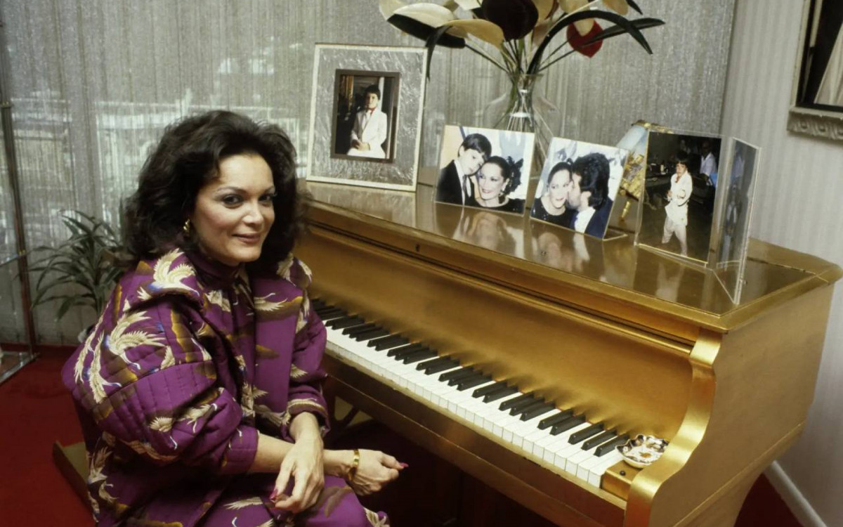 Connie Francis em 1991 - Reprodução