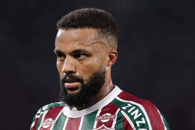 Com Samuel Xavier, Fluminense divulga relacionados para encarar o Lanús