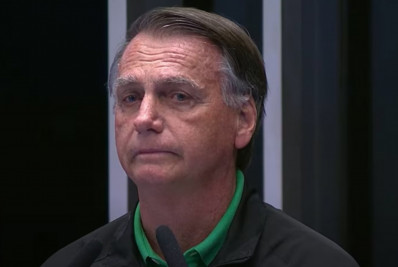 Primeiro dia de prisão domiciliar de Bolsonaro tem monitoramento e controle de visitas