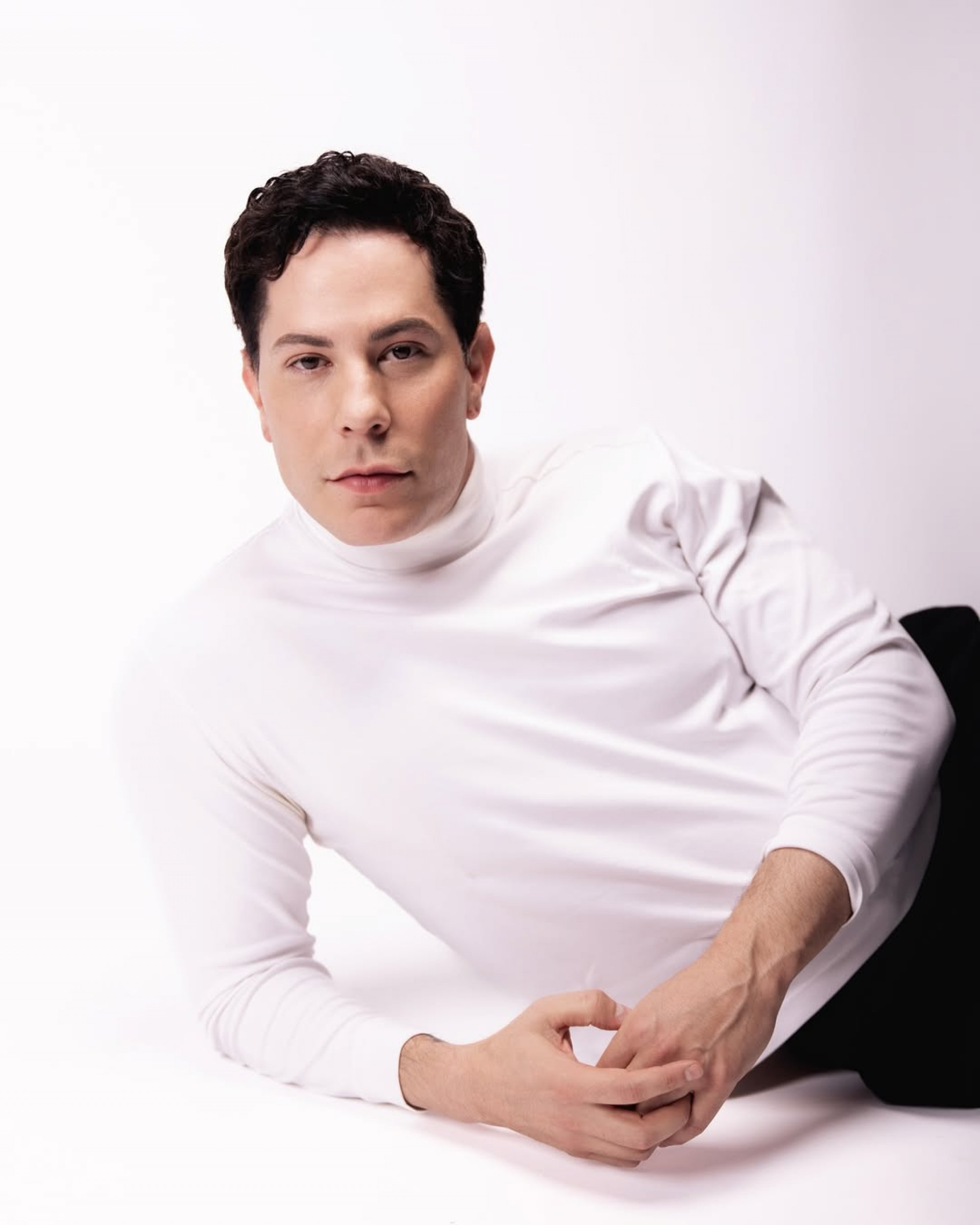 Christian Chávez anunciou turnê em solo brasileiro  - Reprodução/Instagram