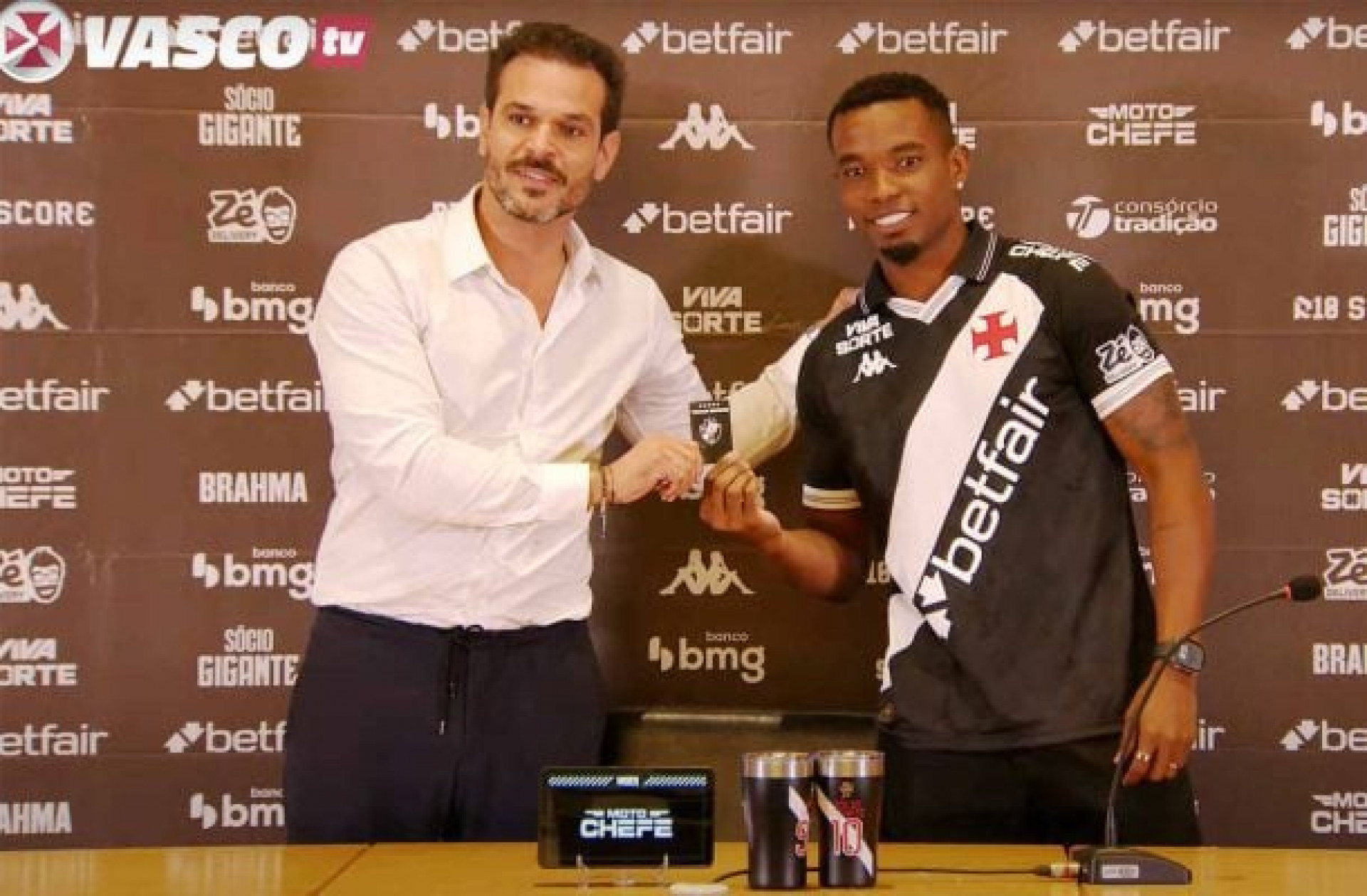 Thiago Mendes cita liga&ccedil;&atilde;o de Diniz e projeto do Vasco: ‘Fundamentais para minha volta’