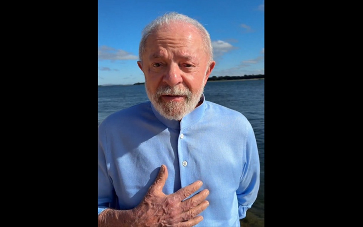 Lula publicou vídeo agradecendo a Deus no dia em que a PF realizou ação contra o rival político Jair Bolsonaro
