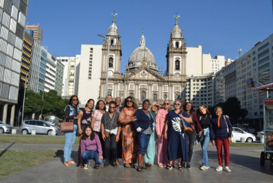 Meriti leva grupo do CRAS Centro a passeio cultural no CCBB