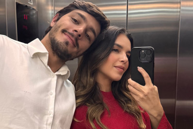Mariana Rios publica selfie exibindo a barriga da gravidez