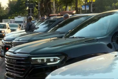 Ladrões furtam carros de luxo em concessionária no Morumbi, em São Paulo