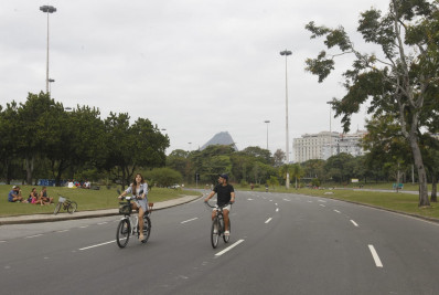 Semana começa com sol no Rio, mas chegada de frente fria traz chuvas