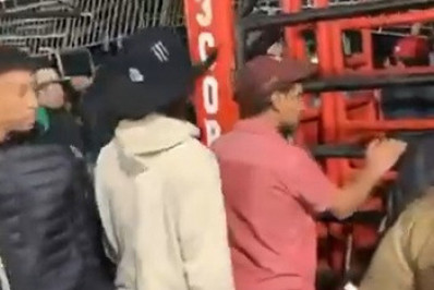 Vídeo: Arquibancada desaba e deixa cerca de 60 feridos em show no interior de São Paulo