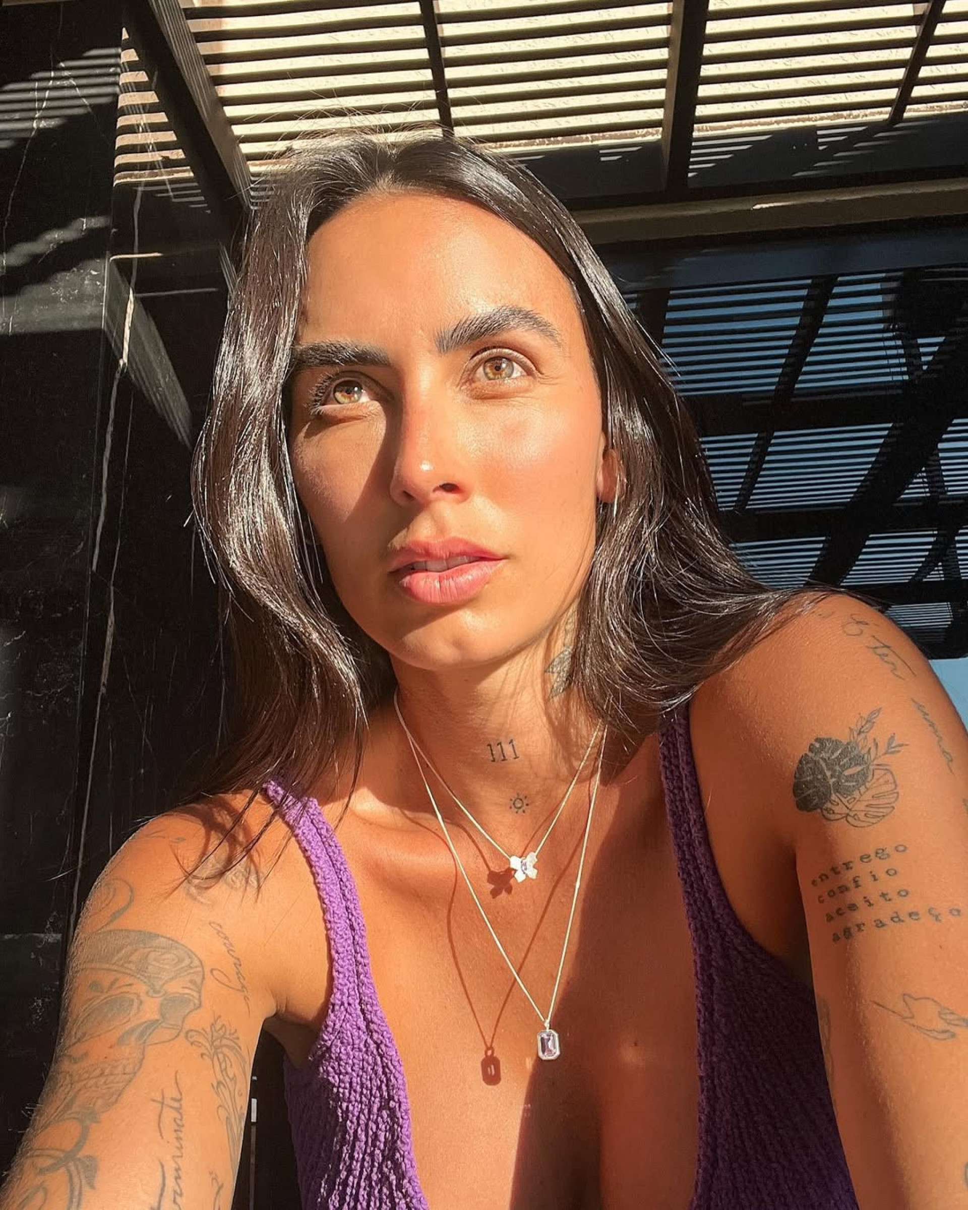 Clara Maia explicou motivo de tirar os cachorros de casa  - Reprodu&ccedil;&atilde;o/Instagram