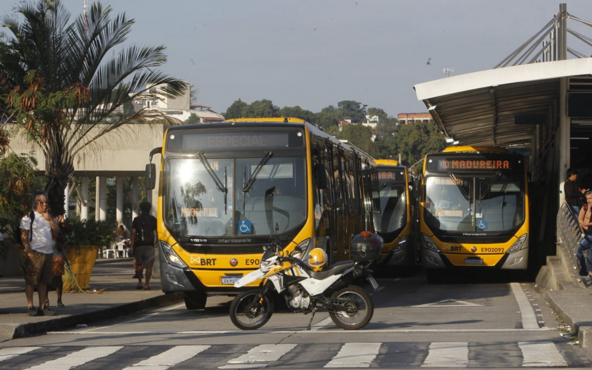 Servi&ccedil;o do BRT na Esta&ccedil;&atilde;o Tanque foi interrompido durante clima de tens&atilde;o na Pra&ccedil;a Seca