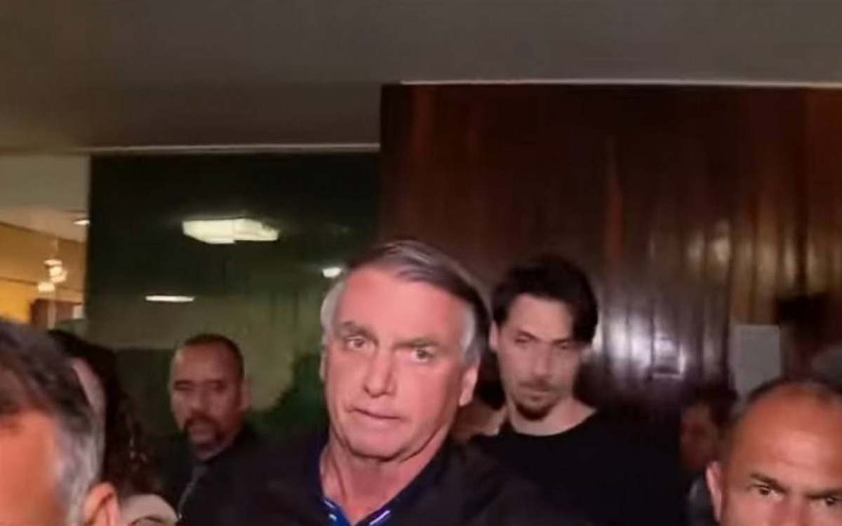 Confusão aconteceu após o encontro do ex-presidente com deputados bolsonaristas na Câmara - Reprodução/redes sociais