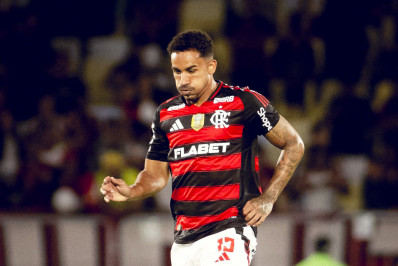 Danilo e De La Cruz voltam a ficar à disposição no Flamengo