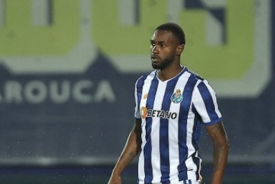 Ex-zagueiro é vendido e Flamengo vai lucrar R$ 11 milhões com operação