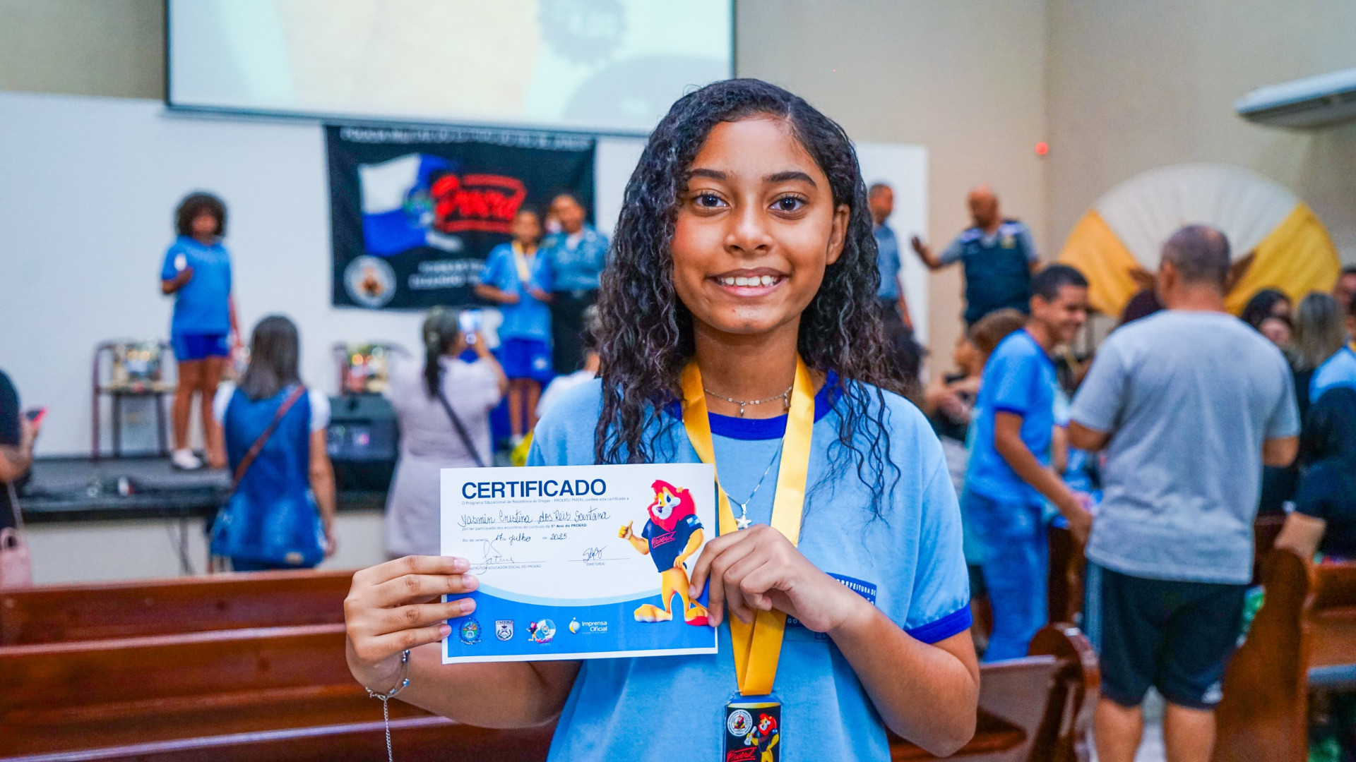 A aluna da E.M. Prof. Jansen de Melo, Yasmin Santana, de 10 anos, foi uma dos destaques nas aulas e na reda&ccedil;&atilde;o - PMSJM/ Gilberto Rocha