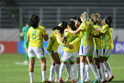 Brasil goleia o Paraguai e avança às semifinais na Copa América Feminina