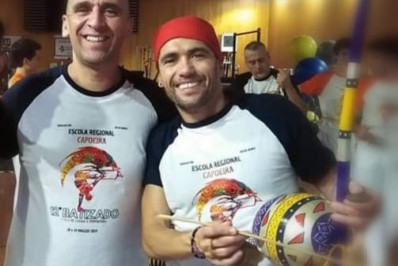 Capoeira une Niterói e Itália em formatura histórica de mestre italiano