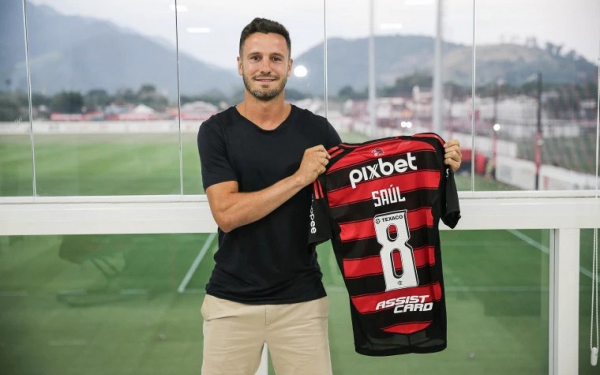 Saúl assumiu a camisa 8 do Flamengo