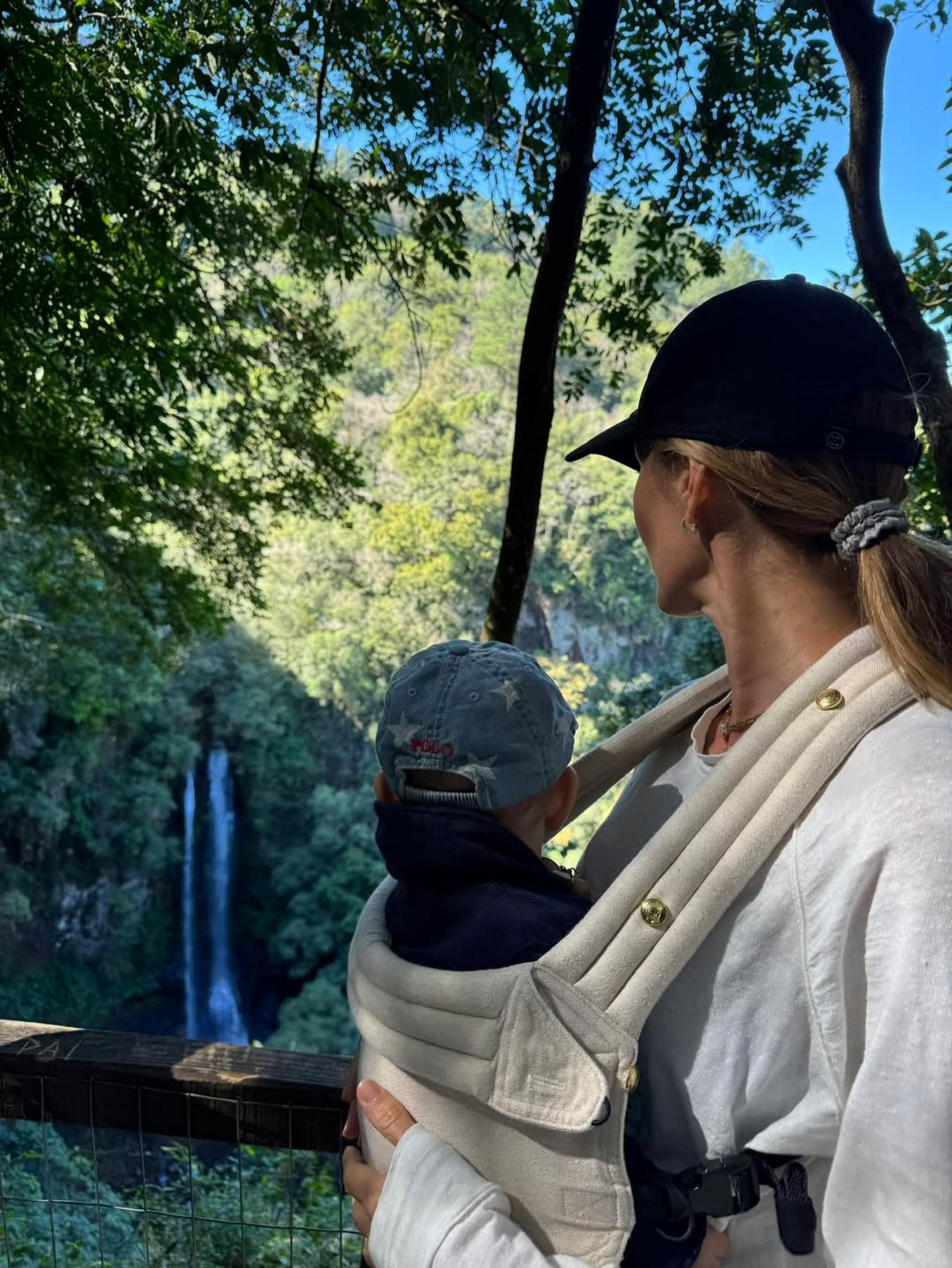 Gisele Bündchen exibe fotos raras com o filho de 5 meses - Reprodução / Instagram