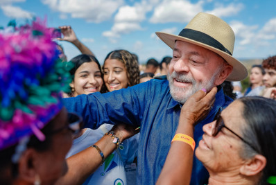 'Não devo a ninguém minhas eleições, a não ser ao povo desse país', diz Lula