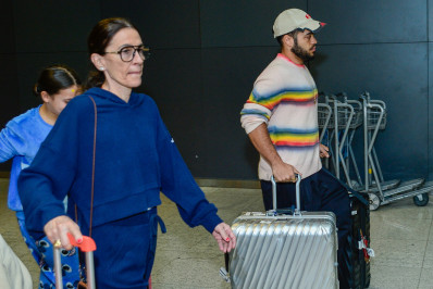 Família de Preta Gil desembarca no Brasil pra velório da cantora