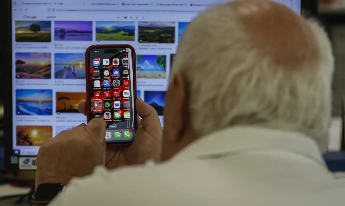 Pesquisa identifica 20,5 milhões de brasileiros sem acesso à internet