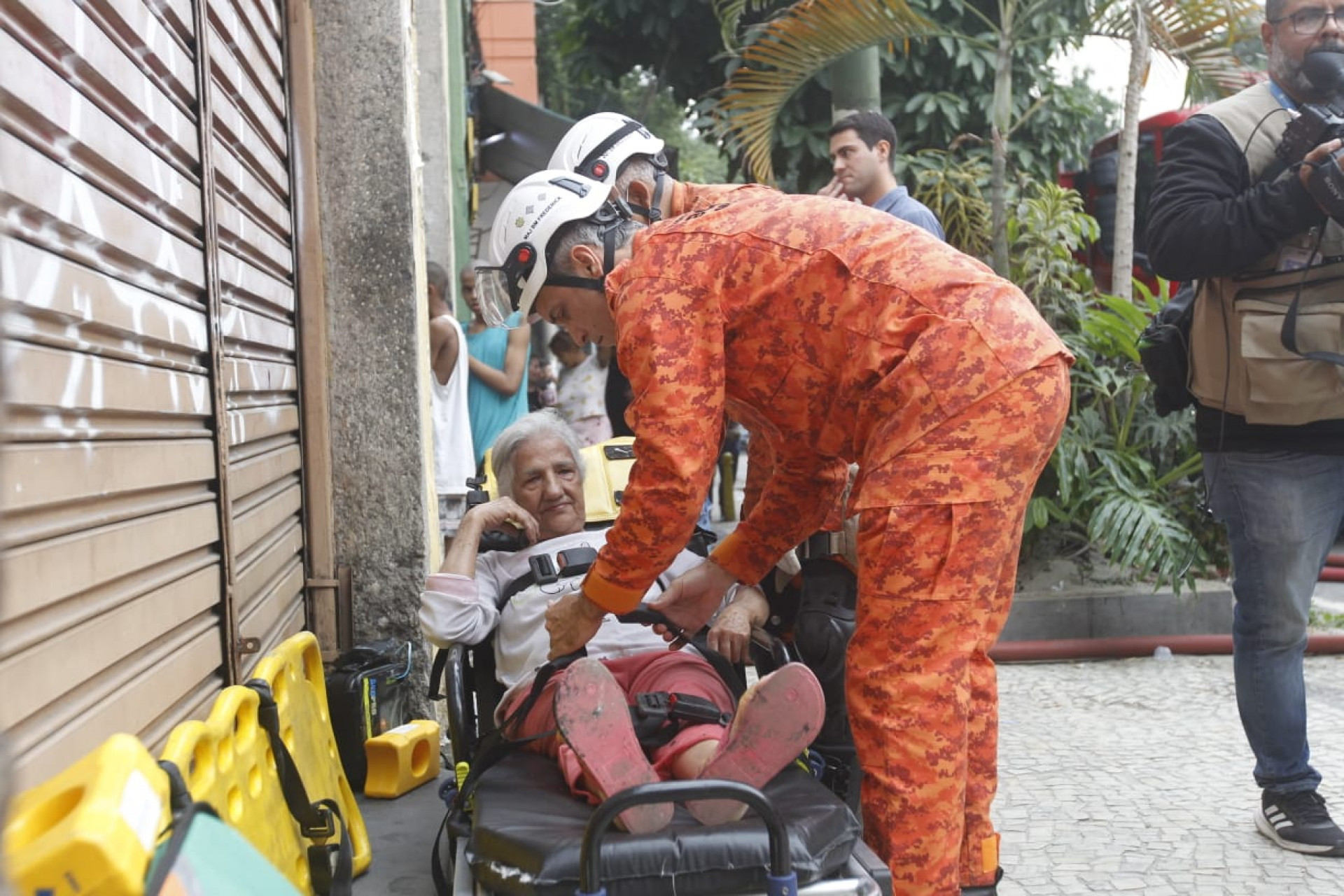 Vila residencial fica na altura do nº 421 - Reginaldo Pimenta / Agência O Dia