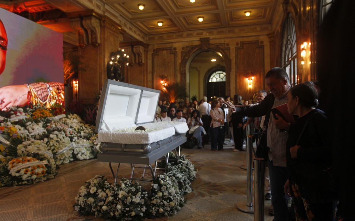 Velório de Preta Gil, no Theatro Municipal, Centro do Rio de Janeiro, nesta sexta-feira (25).