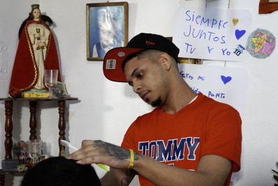 Venezuelano exige R$ 7,2 milhões do governo Trump por deportá-lo a El Salvador