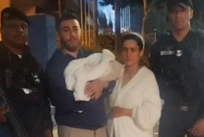 PMs salvam recém-nascida engasgada em São Gonçalo