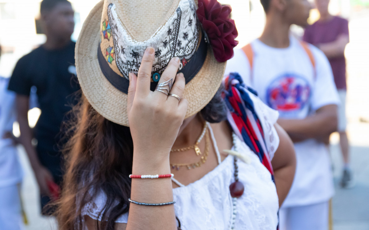 Cais do Valongo recebe 14&ordf; lavagem em celebra&ccedil;&atilde;o a mem&oacute;ria ancestral
