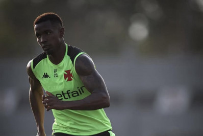 Thiago Mendes deve ter primeira chance como titular do Vasco contra o Juventude