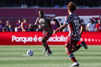 Manoel entra com ação na Justiça contra o Fluminense e cobra mais de R$ 11 milhões