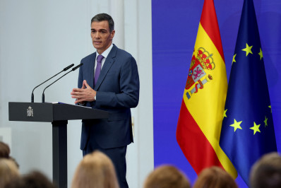 Espanha enviará 12 toneladas de alimentos por transporte aéreo para Gaza