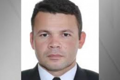 Tenente-coronel nega ter recebido sacola com dinheiro de Mauro Cid 