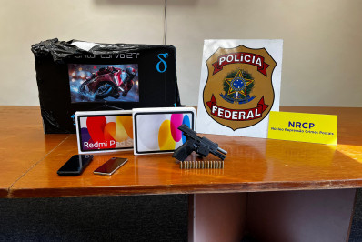 Vigilante é preso por furtar encomendas postais com eletrônicos nos Correios