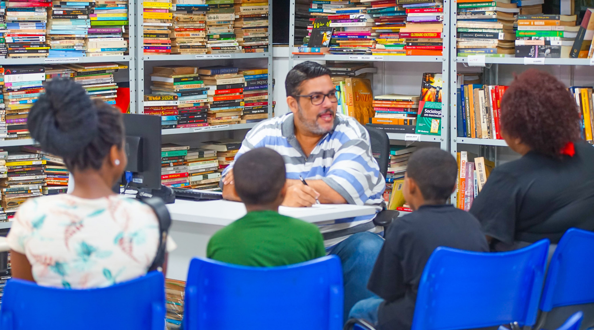 A fam&iacute;lia de Mariana Alves aproveitou a oportunidade para se inscreverem em diversas oficinas - Gilberto Rocha/ PMSJM