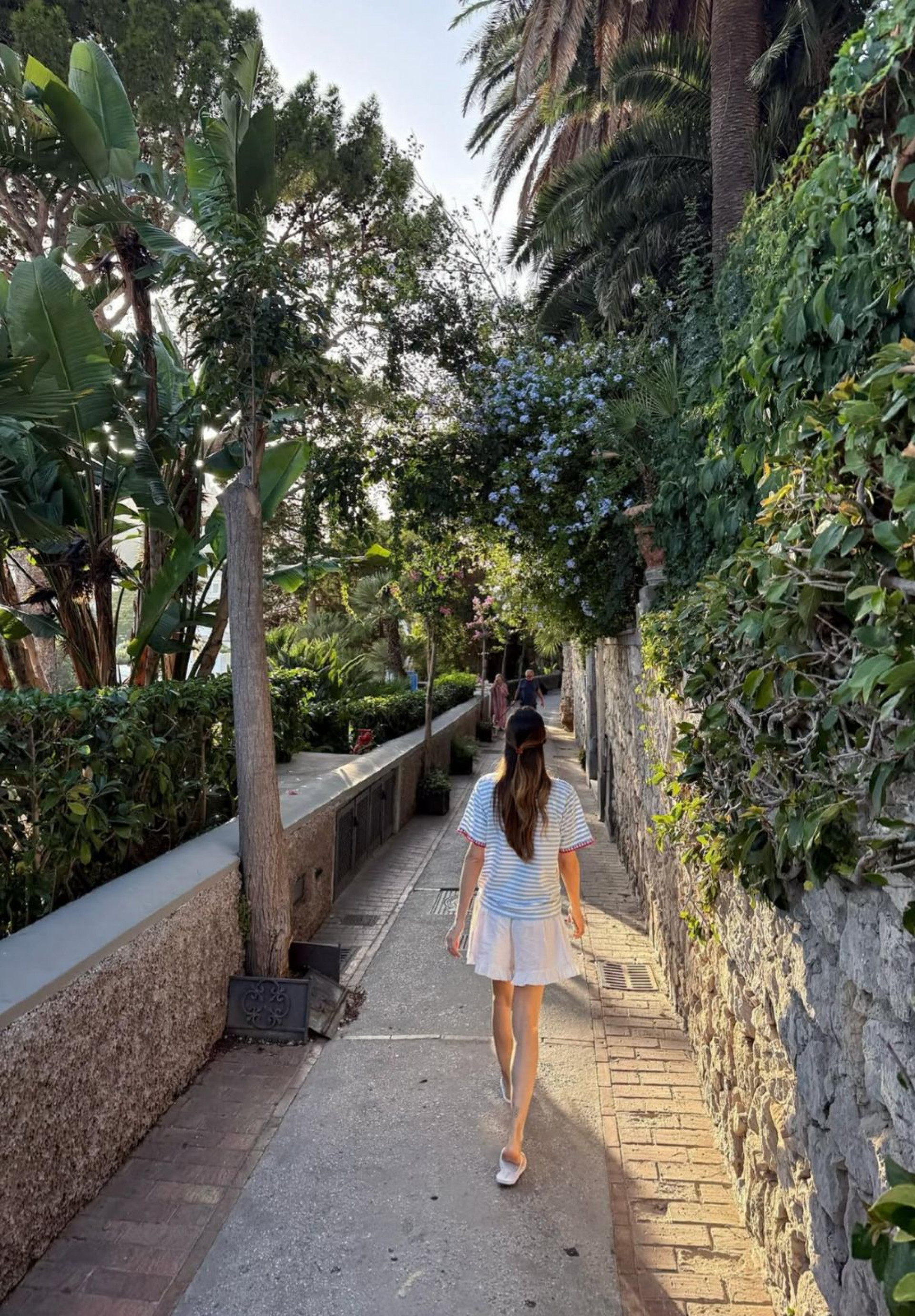 Camila Queiroz na Itália  - Reprodução Instagram